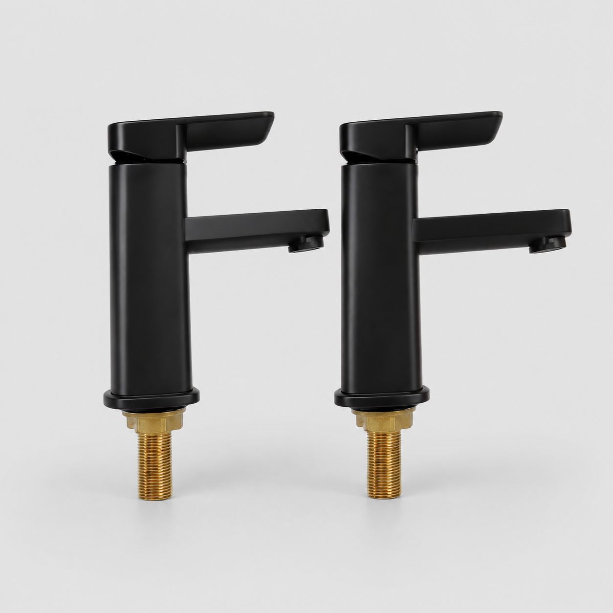 Llave lavamanos Lujo Negra empaque 2pzs- Gapor